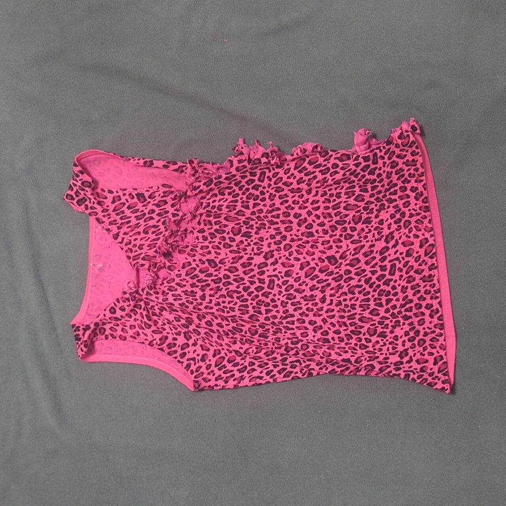 Hot pink Y2K cheetah print tank, DIY laced up cuts across side and chest